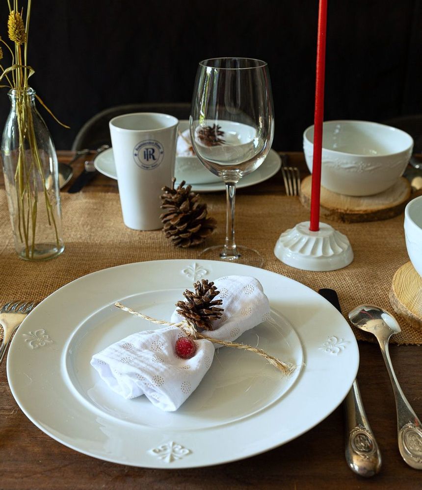 Assiettes de réception - VICTORIA assiette en porcelaine blanche de LIMOGES - REMINISCENCE HOME