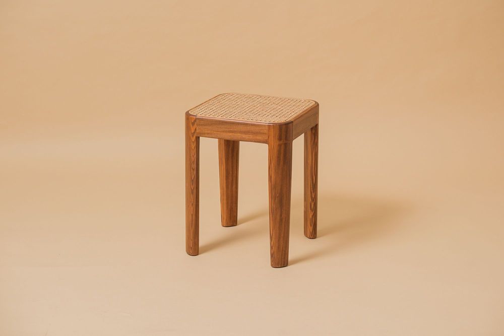 Stools - Corner Stool - TAIWAN CRAFTS & DESIGN