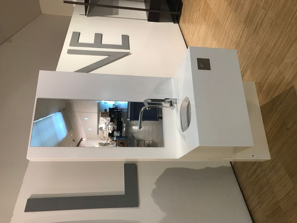 For the handicapped - Toilettes adaptées Ostomate - ILIONE