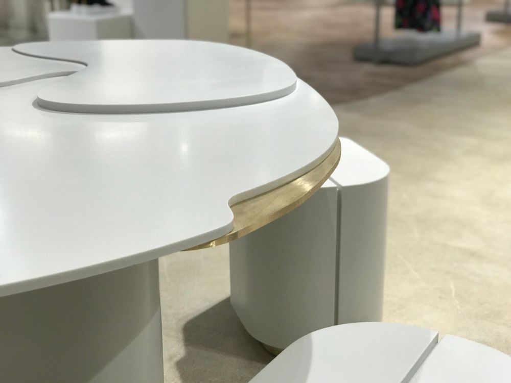 Buffets - Table en Solid Surface sur mesure - ILIONE