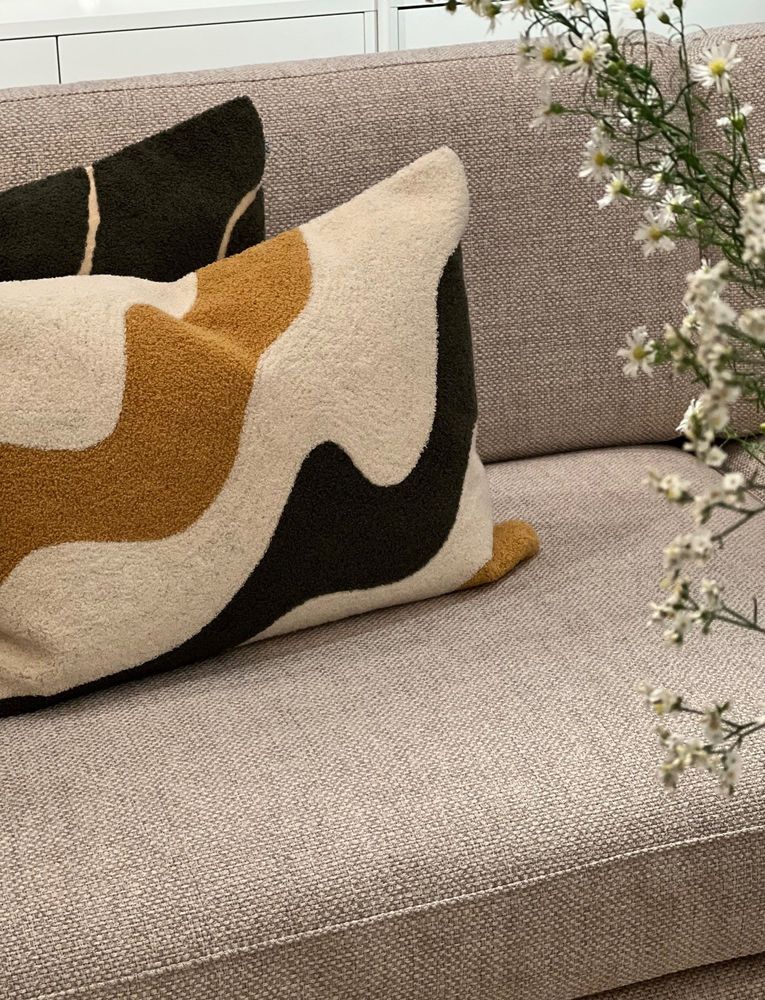 Fabric cushions - Bouclé/Linen Cushions - Lodi - CHHATWAL & JONSSON
