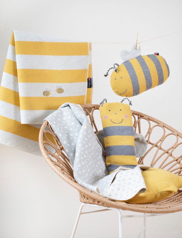 Coussins - plaid pour enfants, coussins, bouilotte drappée - DAVID FUSSENEGGER