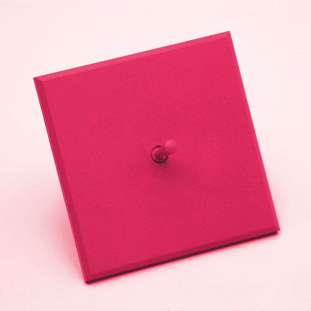 Circuit-breakers - Prises électriques et interrupteurs de la collection Simone - MADAME STEEL