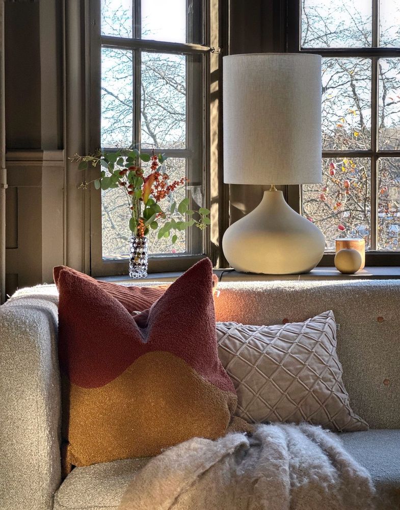 Fabric cushions - Bouclé/Linen Cushions - Yogi - CHHATWAL & JONSSON
