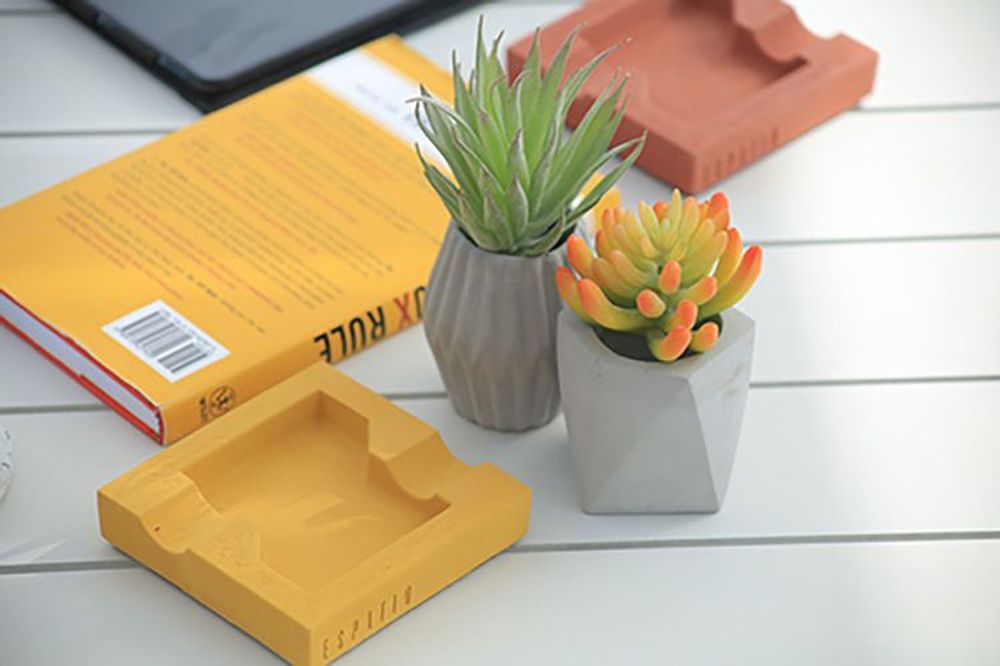 Outdoor decorative accessories - The Baron (Black Terrazzo) - ESPATIO