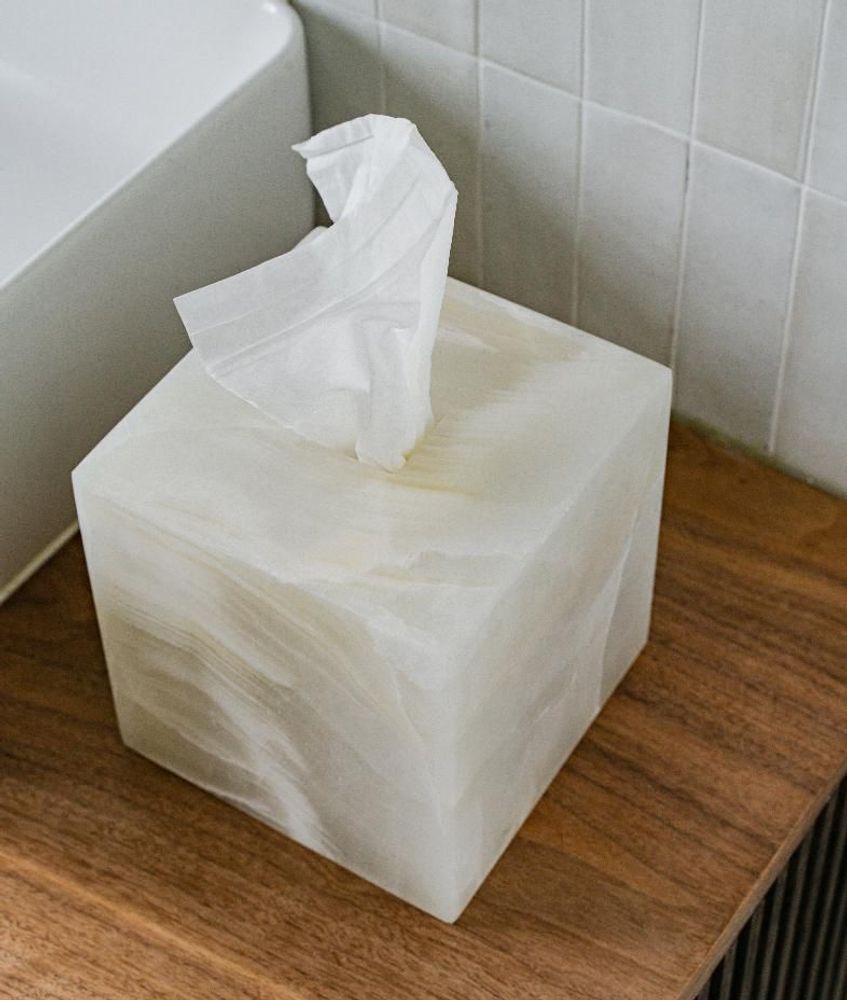 Objets de décoration - La boîte à mouchoir Anne - Onyx Blanc - STUDIO GAÏA