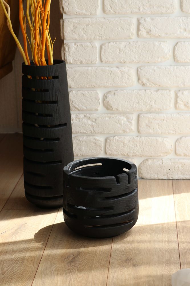 Vases - Vase décoratif en bois noir fait main - WOODENDREAMS
