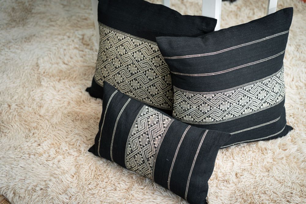 Coussins textile - Housse de coussin, coton et vigne | Motifs de fleurs de vigne de kudzu, taille : 50 x 50 cm - NIKONE HANDCRAFT, LAOS