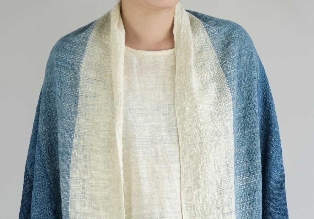Throw blankets - Gradient Blue Ikat Cotton Throw - TAI BAAN CRAFTS