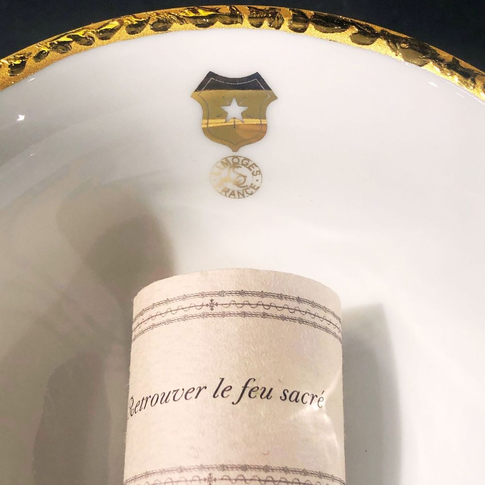 Decorative objects - Marie-Antoinette breast bowl - Limoges porcelain burner. France. - YLUSTRE