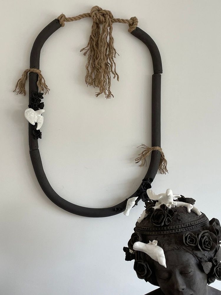 Ceramic - house necklace in ceramic - MELANIE BROGLIO