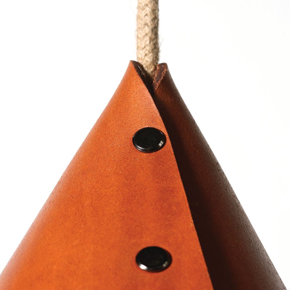 Objets design - BALADEUSE PAN - CUIR - suspension par câble et plafonnier - LULE STUDIO