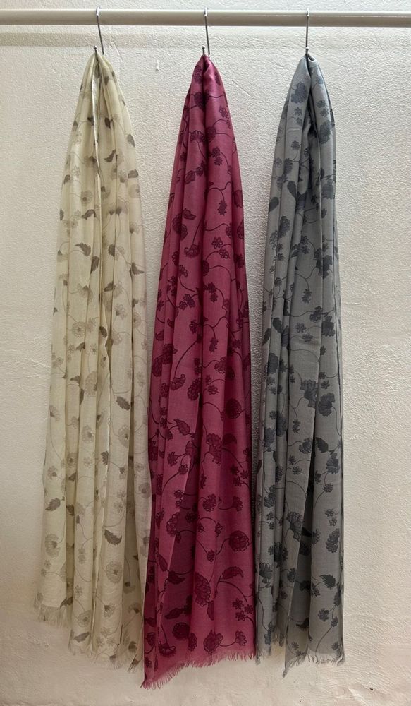 Scarves - Cashmere , cashmere blends & Yak wool accessories - WEAVES & BLENDS
