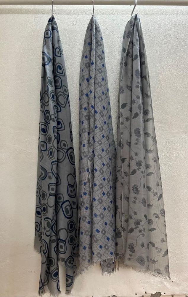 Scarves - Cashmere , cashmere blends & Yak wool accessories - WEAVES & BLENDS