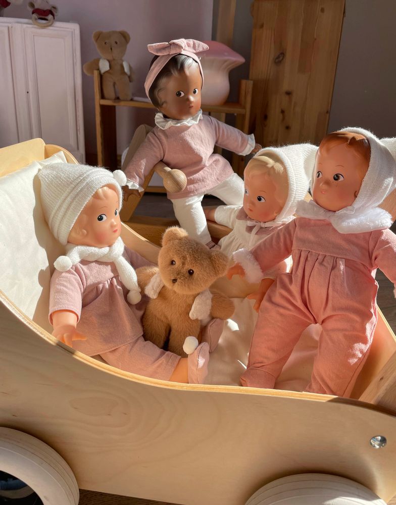 Jouets enfants - 700072 - 85 - 204 - 205 ELLA, LUCY, ELENA, LILY - EGMONT TOYS