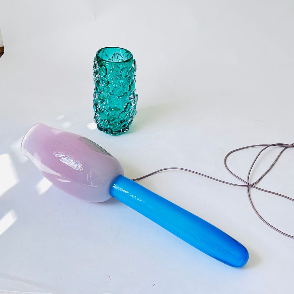 Verre d'art - Lampe tulipe en verre dans un vase de Murano - MARINA BLANCA
