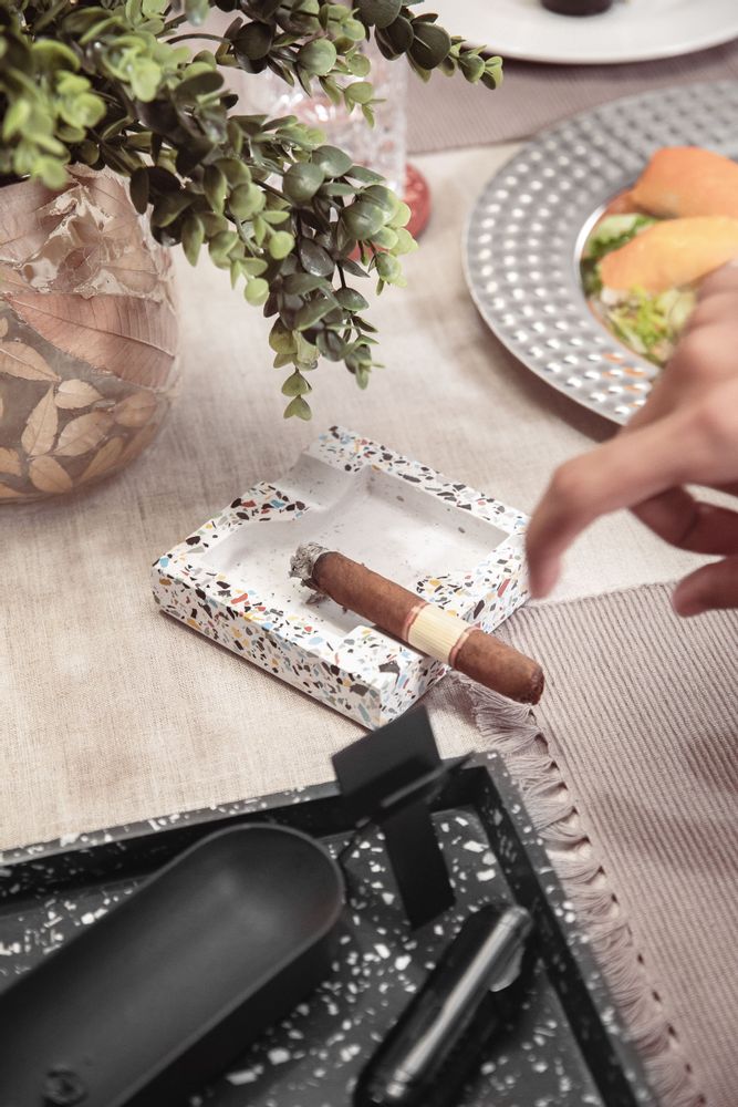 Accessoires de jardinage - The Baron (Terrazzo Blanc) - ESPATIO