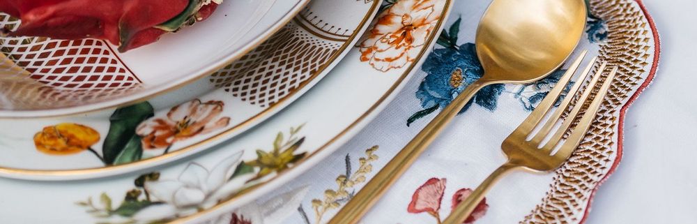 Tea and coffee accessories - Victorian Romance Printed Kettle BIG - SOKA DESIGN STUDIO TABLEWARE