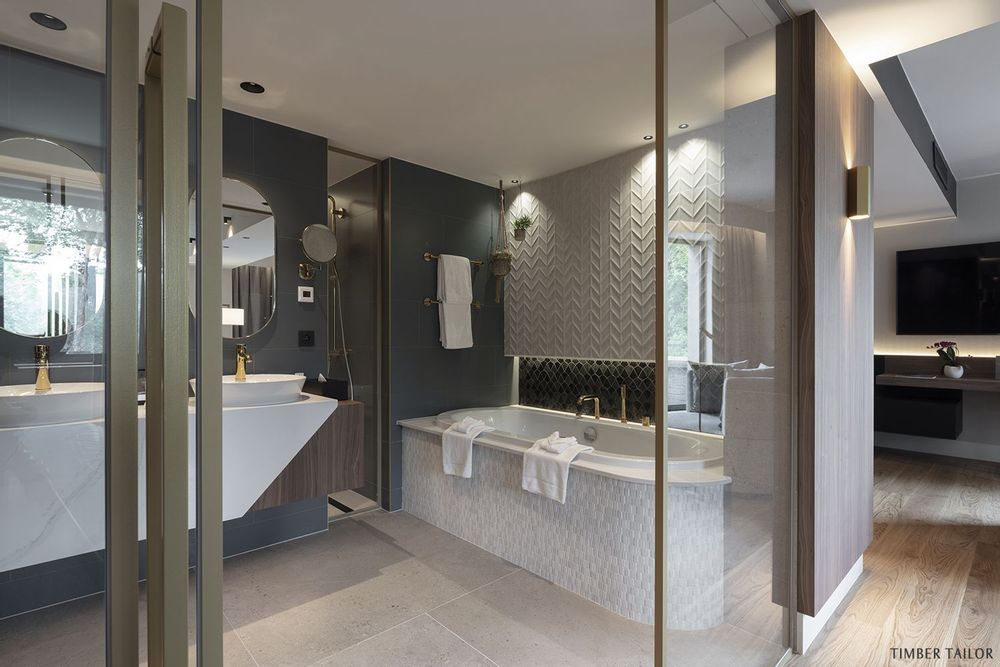 Spa - Meuble sur mesure de salle de bain ou d'espace bien-être - TIMBER TAILOR