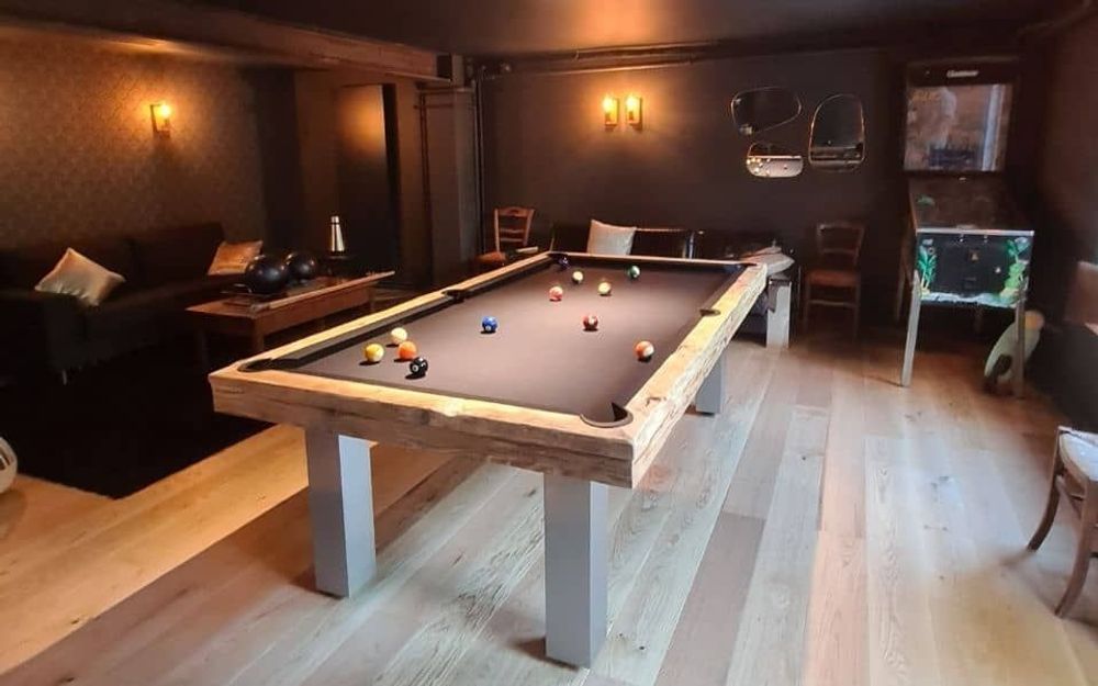 Design objects - Pool table Megève - BILLARDS ET BABY-FOOT TOULET