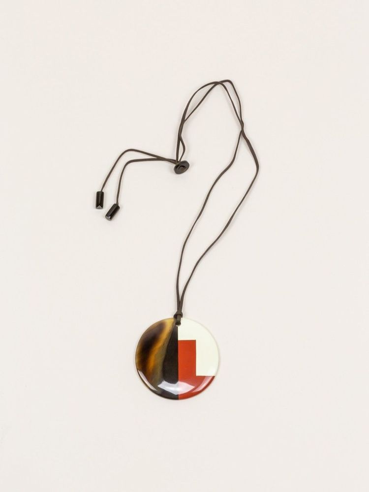 Jewelry - Round pendant in buffalo hoof and lacquer - L INDOCHINEUR X RIVÊT
