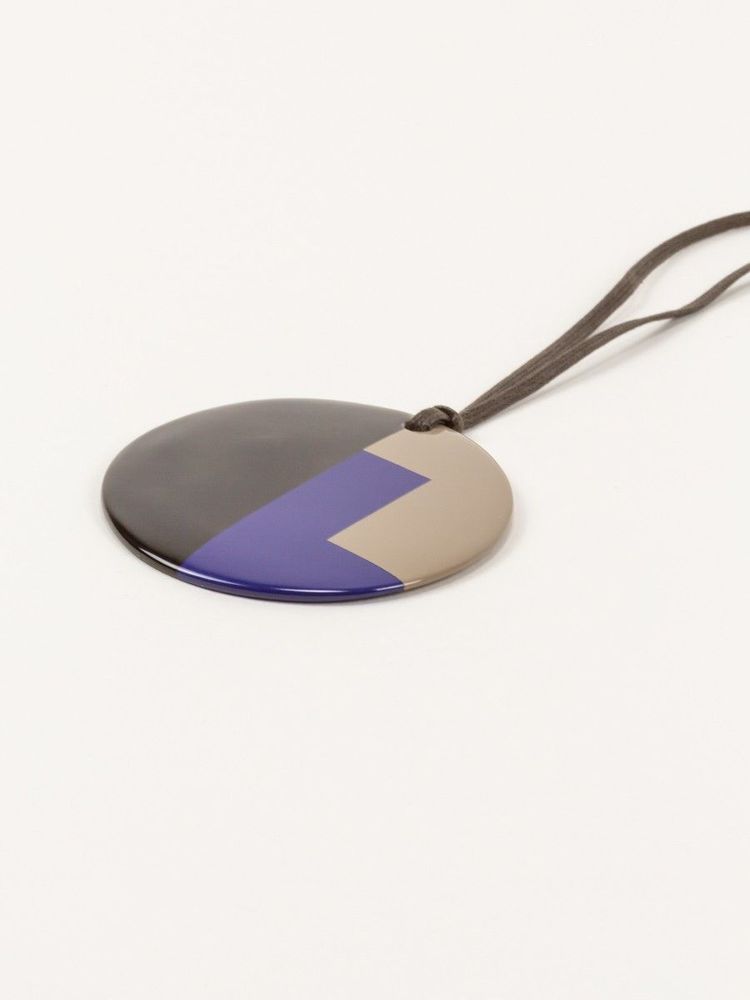 Jewelry - Round pendant in buffalo hoof and lacquer - L INDOCHINEUR X RIVÊT