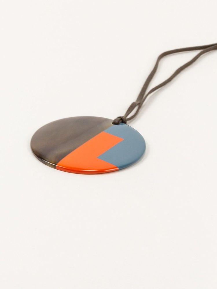 Jewelry - Round pendant in buffalo hoof and lacquer - L INDOCHINEUR X RIVÊT