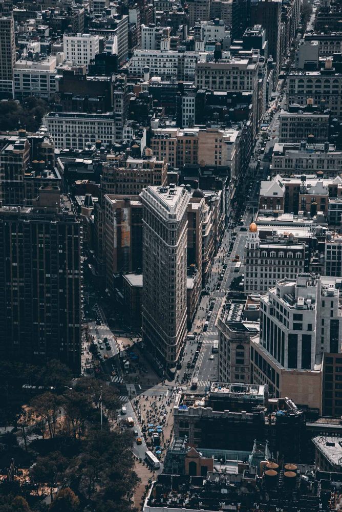 Photos d'art - View On The Flat Iron - Tirage Photo en Édition Limitée contrecollé sous Diasec® Qualité Musée - LUDO CAZEBA - LIMITED PHOTOGRAPHY EDITIONS