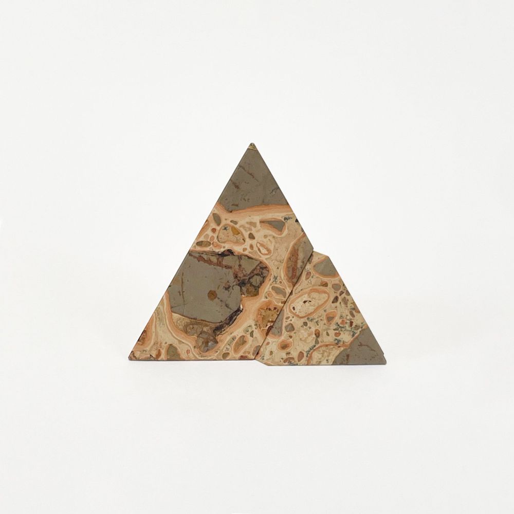 Gifts - Pyramid Puzzle Sculpture - DAR PROYECTOS