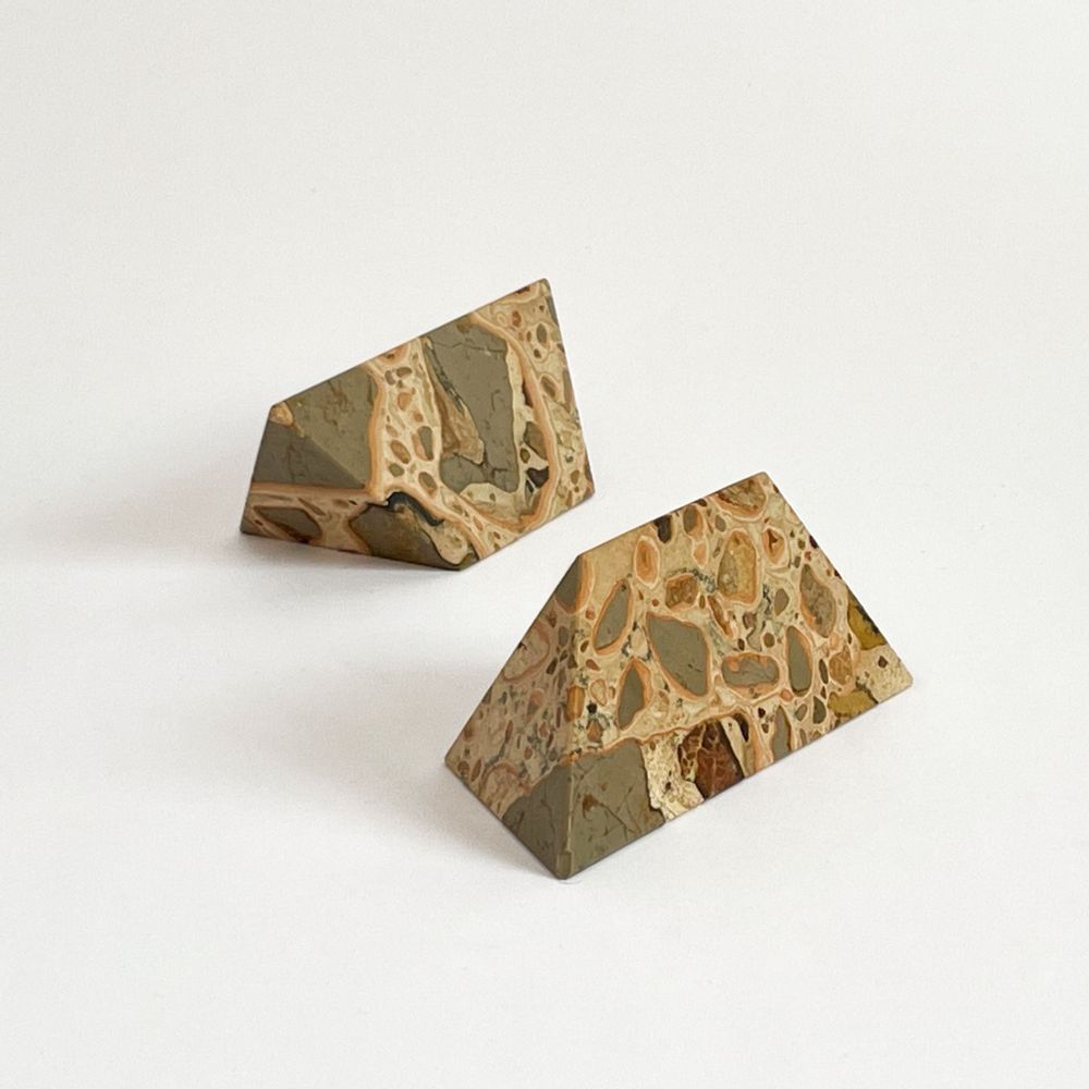 Gifts - Pyramid Puzzle Sculpture - DAR PROYECTOS