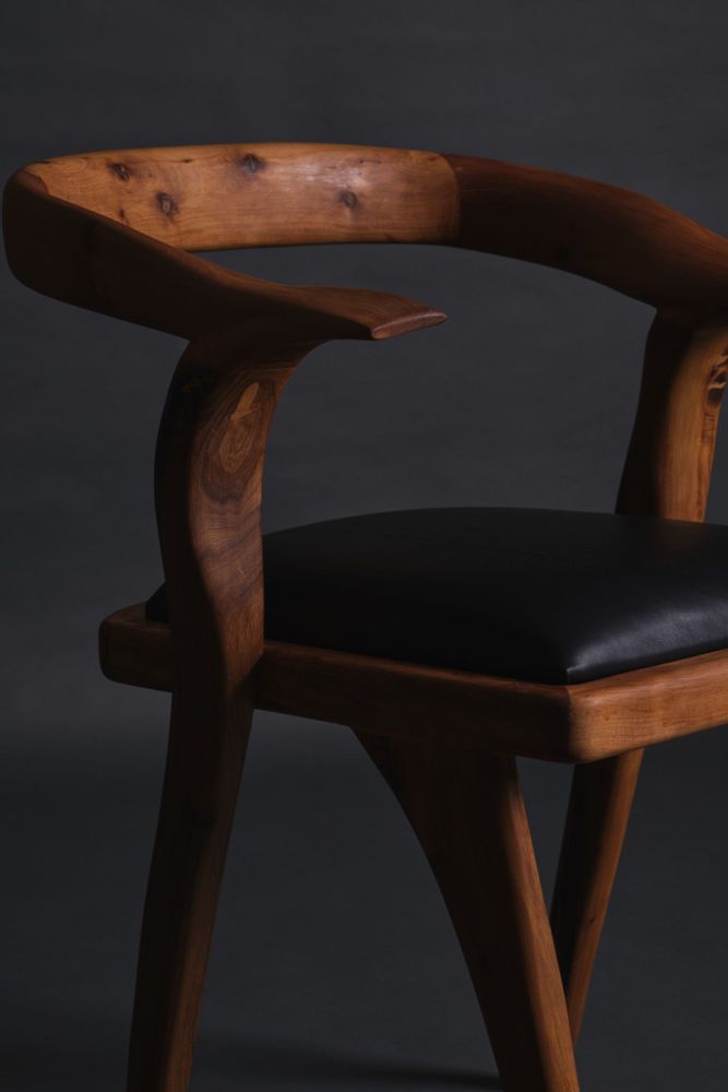 Chaises - YINIS - Chaise en bois de thuya - CALLITRIS