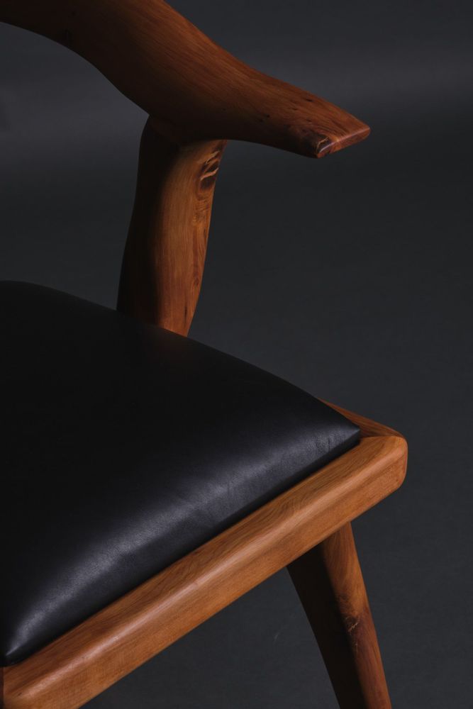 Chaises - YINIS - Chaise en bois de thuya - CALLITRIS