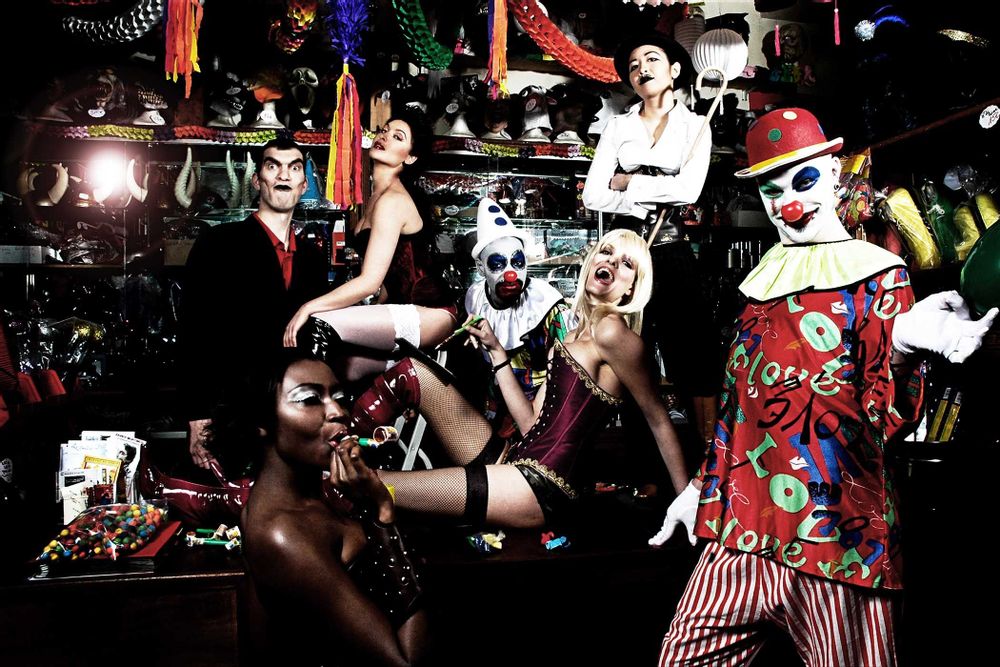 Photos d'art - The Circus - Oeuvre Originale C-Print Photographie ou Diasec® - LUDO CAZEBA - LIMITED PHOTOGRAPHY EDITIONS