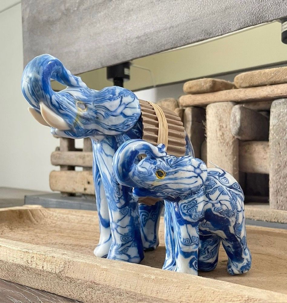 Decorative objects - Blue Delph Elephant Candle - EL PELICANO