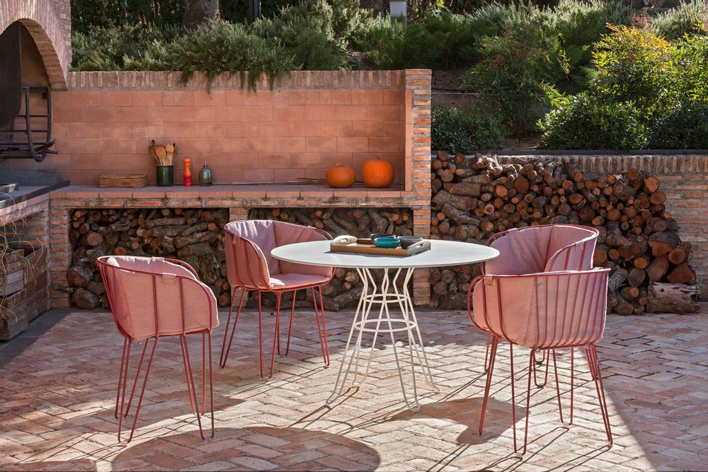 Dining Tables - CAPRI Round table top H74 - ISIMAR