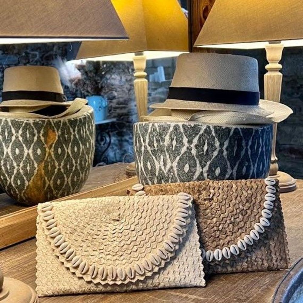 Pochettes - Portefeuille en feuilles de palmier et coquillages cauris - Brun - PFPCB-28-17 - BALINAISA