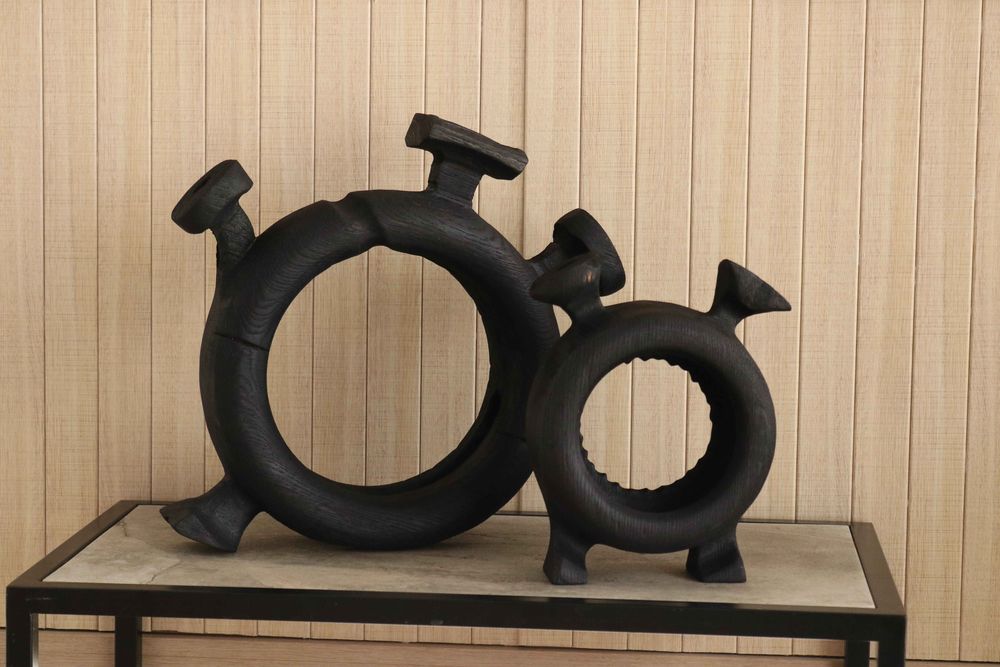 Objets de décoration - Décoration d'étagère unique en bois noir faite à la main - WOODENDREAMS