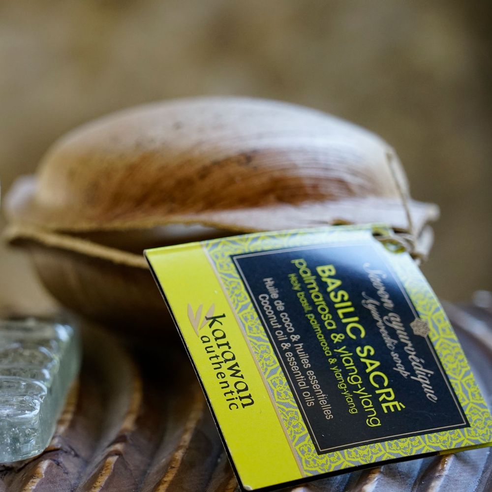 Gifts - AYURVEDIC SOLID SOAP - SACRED BASIL - LARGE FORMAT - 100G - KARAWAN AUTHENTIC