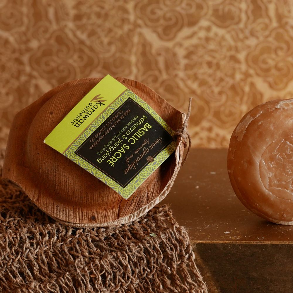 Gifts - AYURVEDIC SOLID SOAP - SACRED BASIL - LARGE FORMAT - 100G - KARAWAN AUTHENTIC
