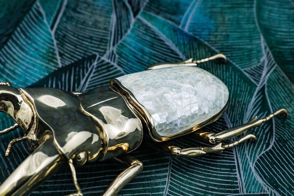 Decorative objects - Mother of pearl mosaic beetle box - WILD BY MOSAIC