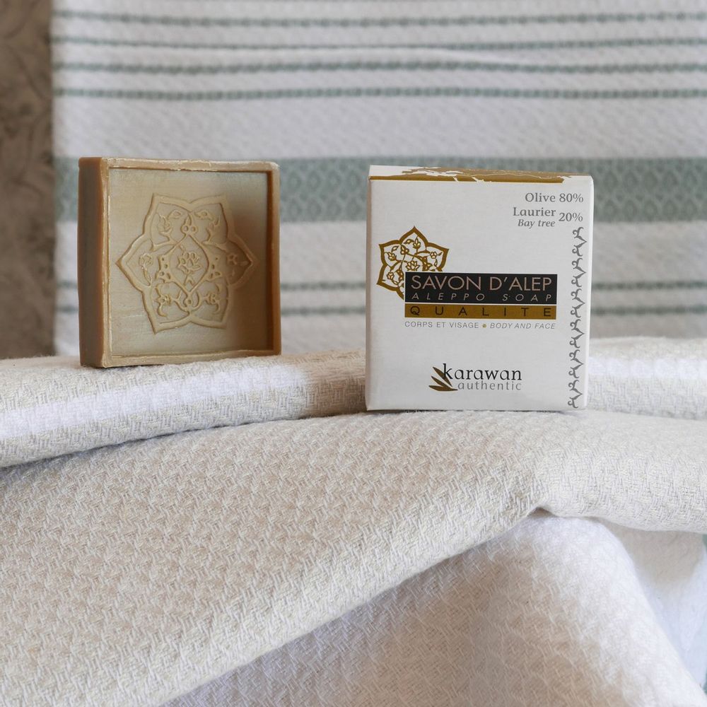 Cadeaux - SAVON D'ALEP QUALITÉ - HUILE D'OLIVE 80% ET DE LAURIER 20% - FORMAT NOMADE 25G - KARAWAN AUTHENTIC
