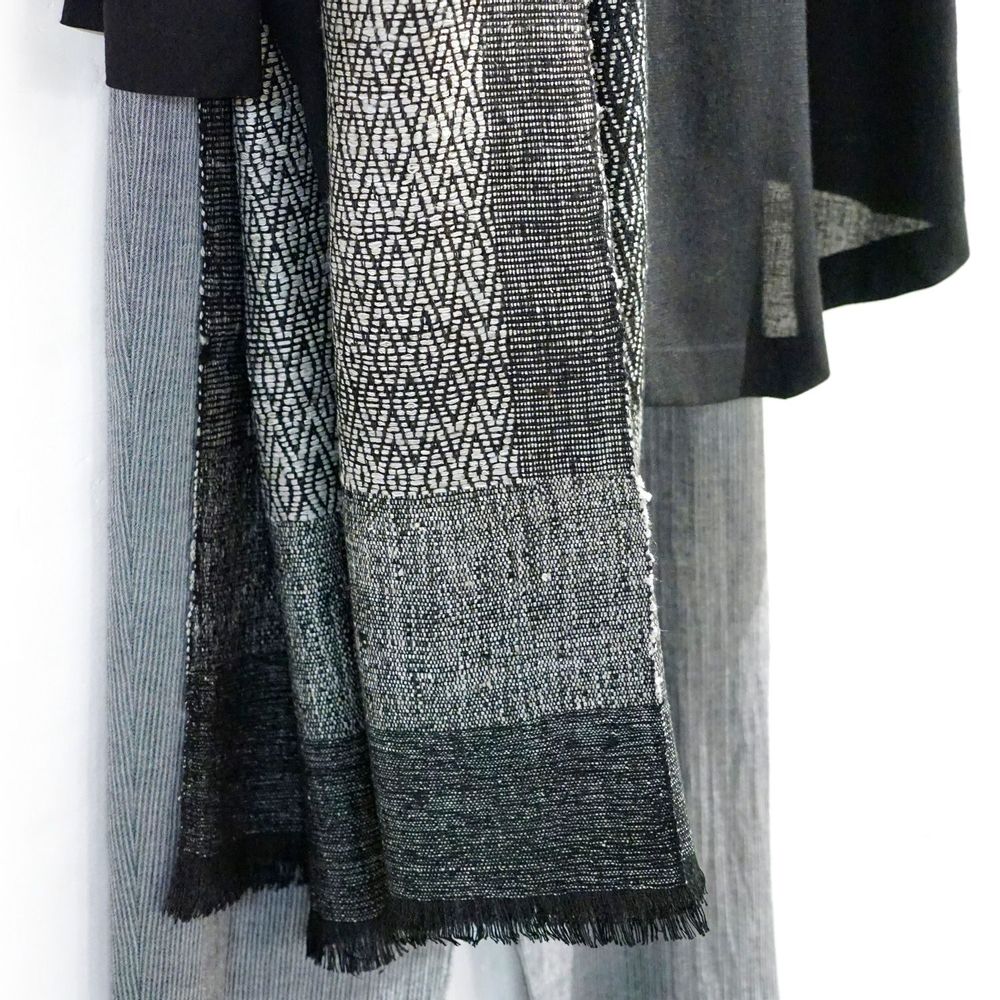 Scarves - ERI silk stoles - "ASSAM" Collection - KARAWAN AUTHENTIC
