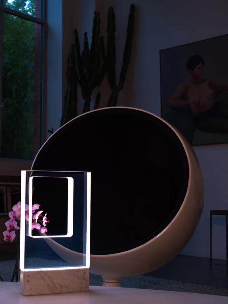 Autres objets connectés - WINDOW SOCLE MARBRE NOIR ou BLANC - IOLAB DESIGN