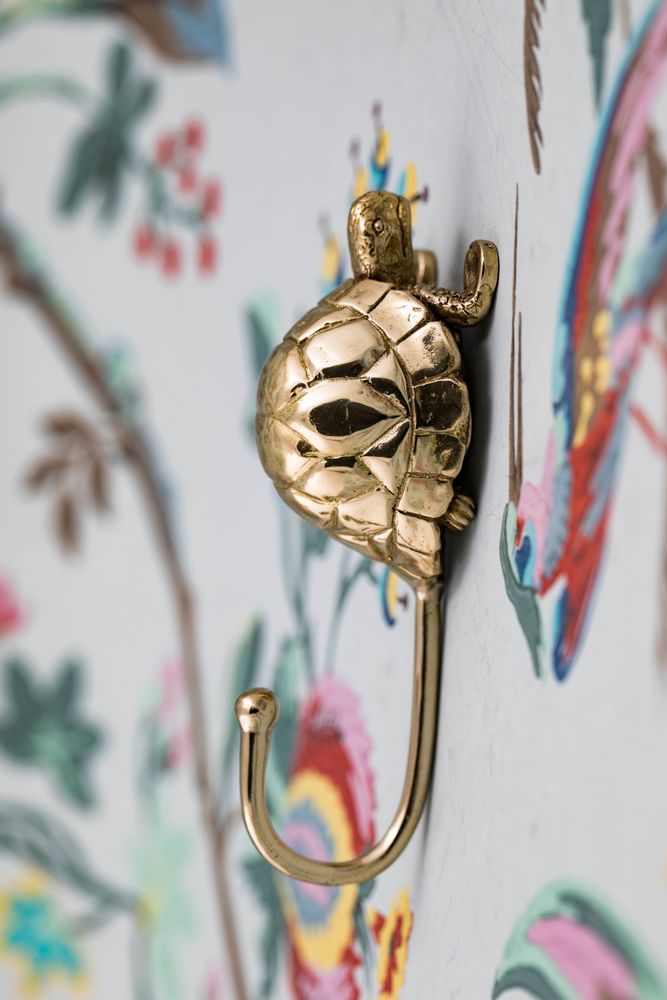 Decorative objects - Recycled brass turtle hook - WILD BY MOSAIC
