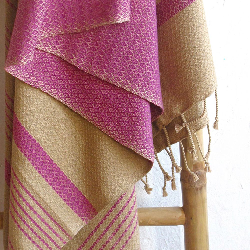Bath towels - ORGANIC COTTON FOUTA - SAND Collection - SAND & INDIAN PINK color 100 x 200cm - KARAWAN AUTHENTIC