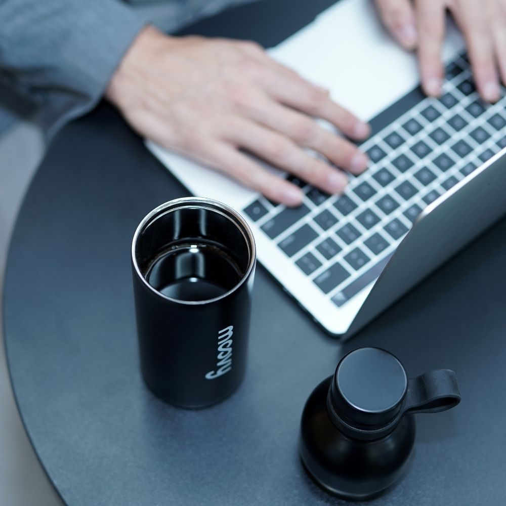 Cuisines de jardin - Moovy Split Bouteille eau inox ouverture milieu noir - OUI SMART