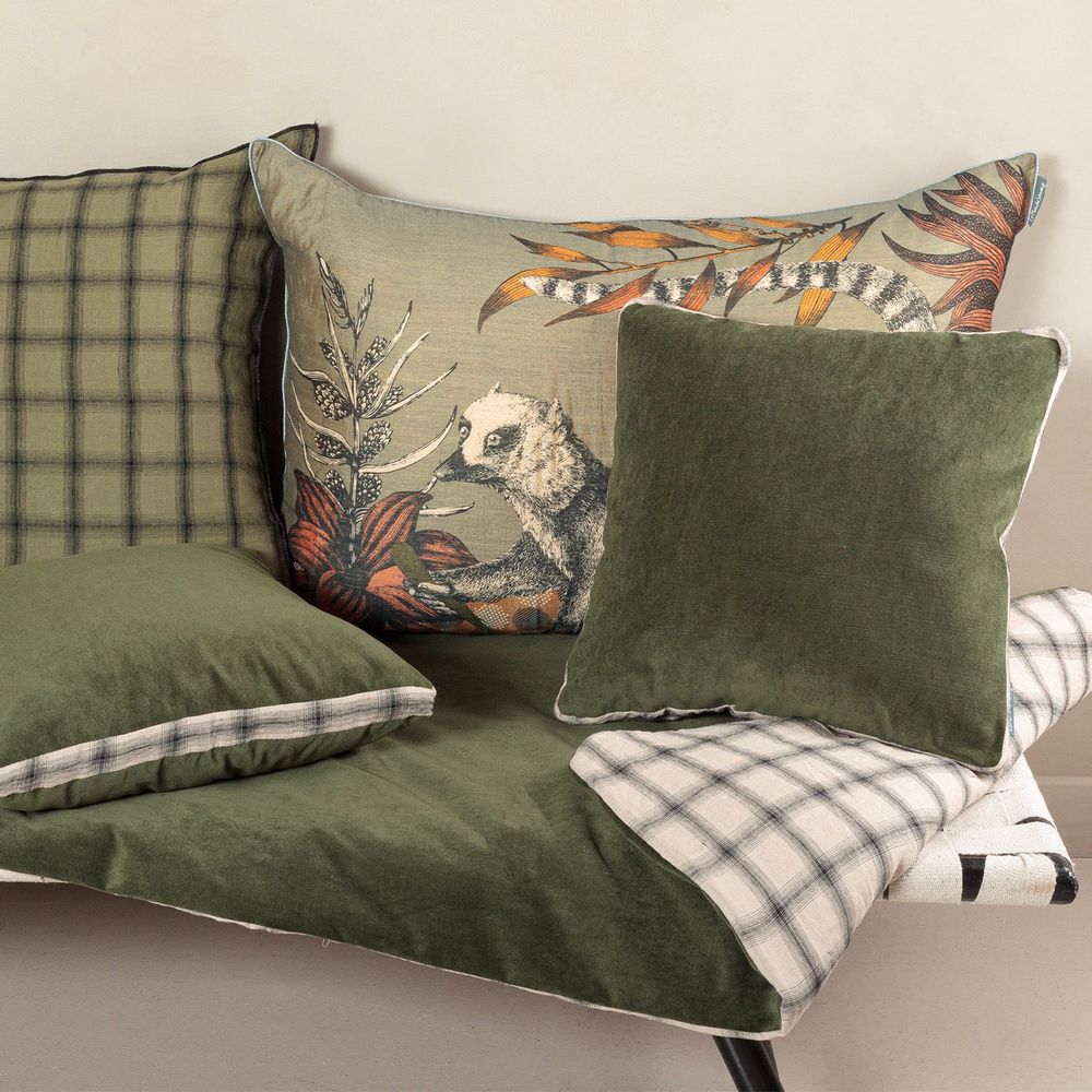 Coussins textile - Coussin Charlie - LE MONDE SAUVAGE BEATRICE LAVAL