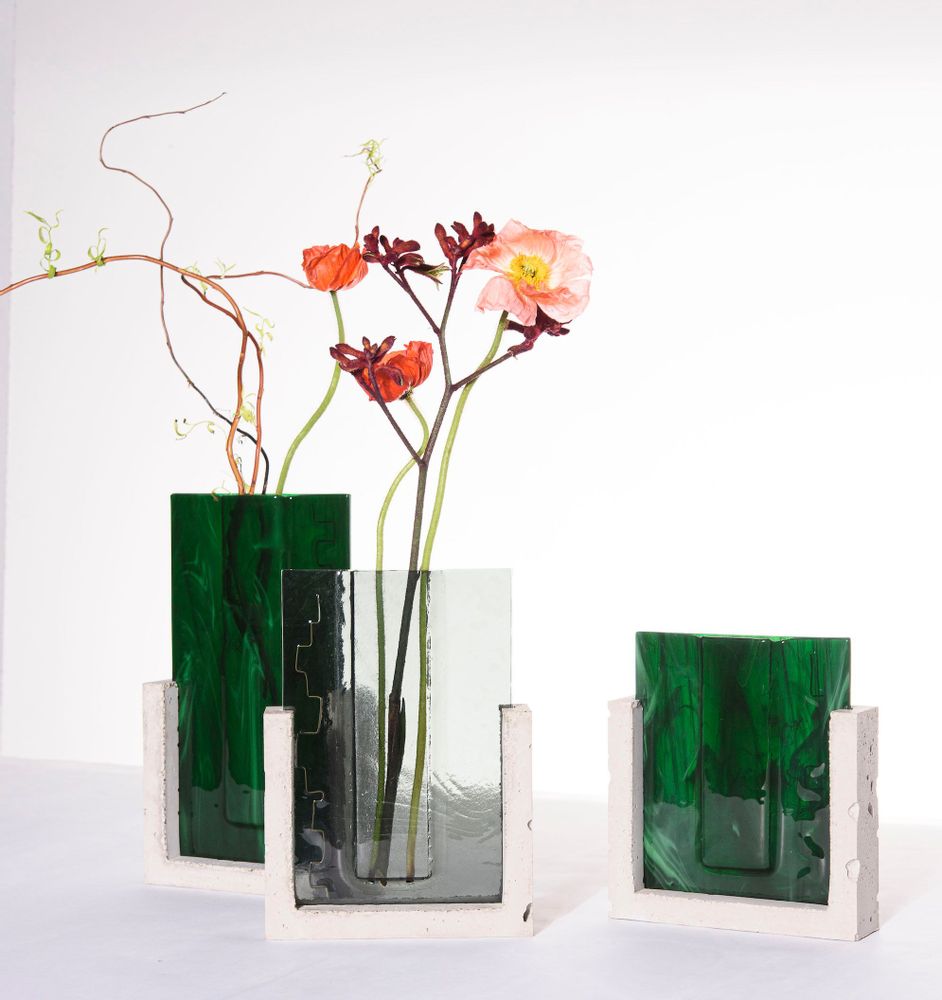 Art glass - AUYAN TEPUY/MEDELLIN triptych floral sculpture - AURORE BOUTER GLASS ART