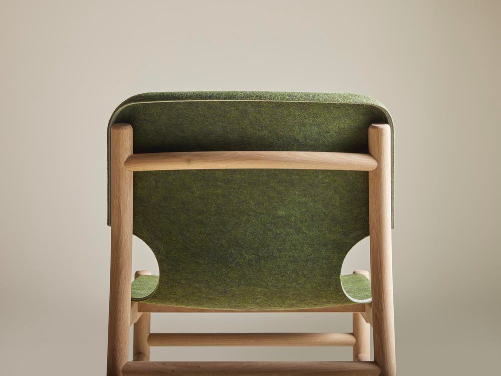Assises pour bureau - Chaise Xume en PET et bois de chêne - ALKI