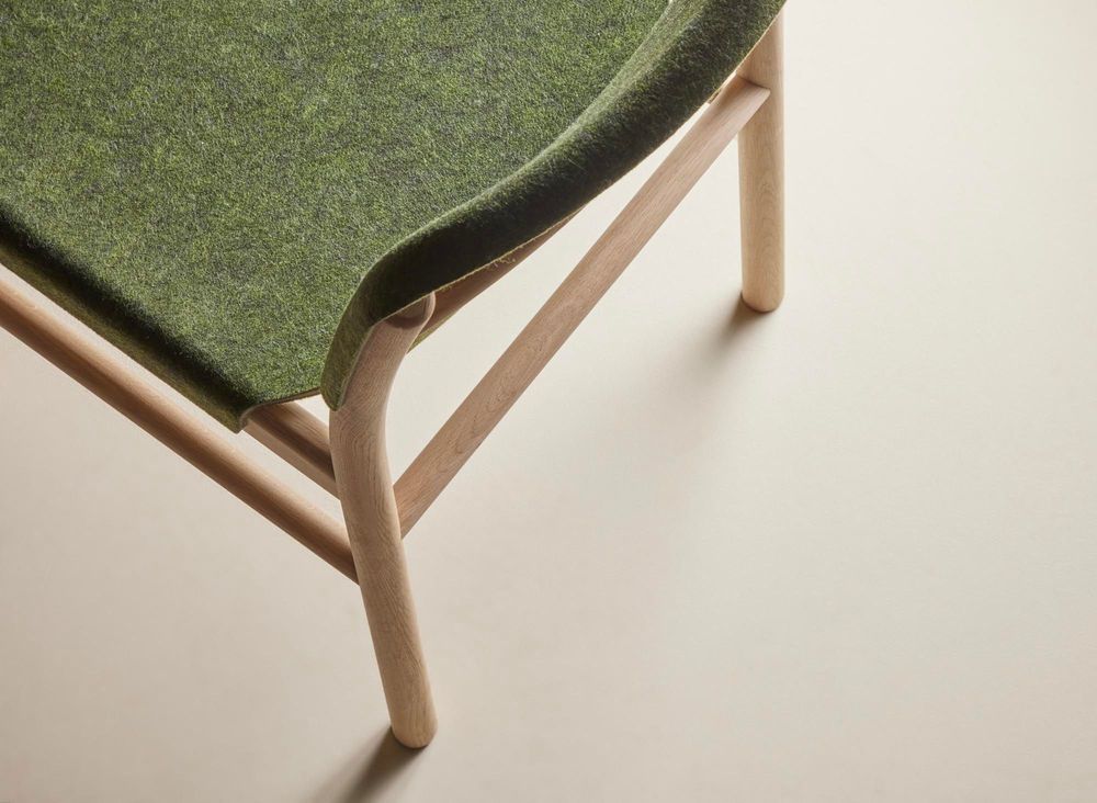 Assises pour bureau - Chaise Xume en PET et bois de chêne - ALKI